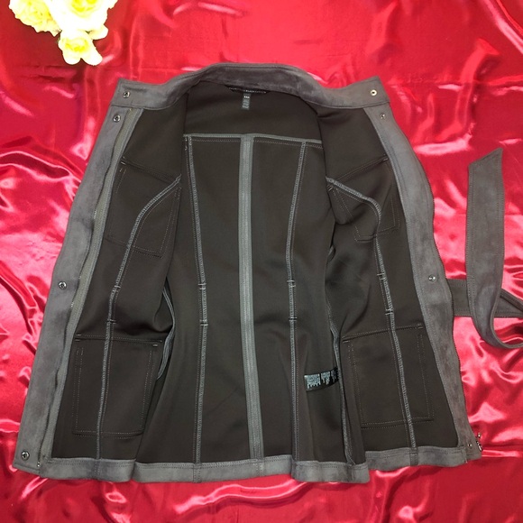 ⭐️NEW⭐️White House Black Market Faux Suede Safari Jacket With Removable Belt - Picture 7 of 11